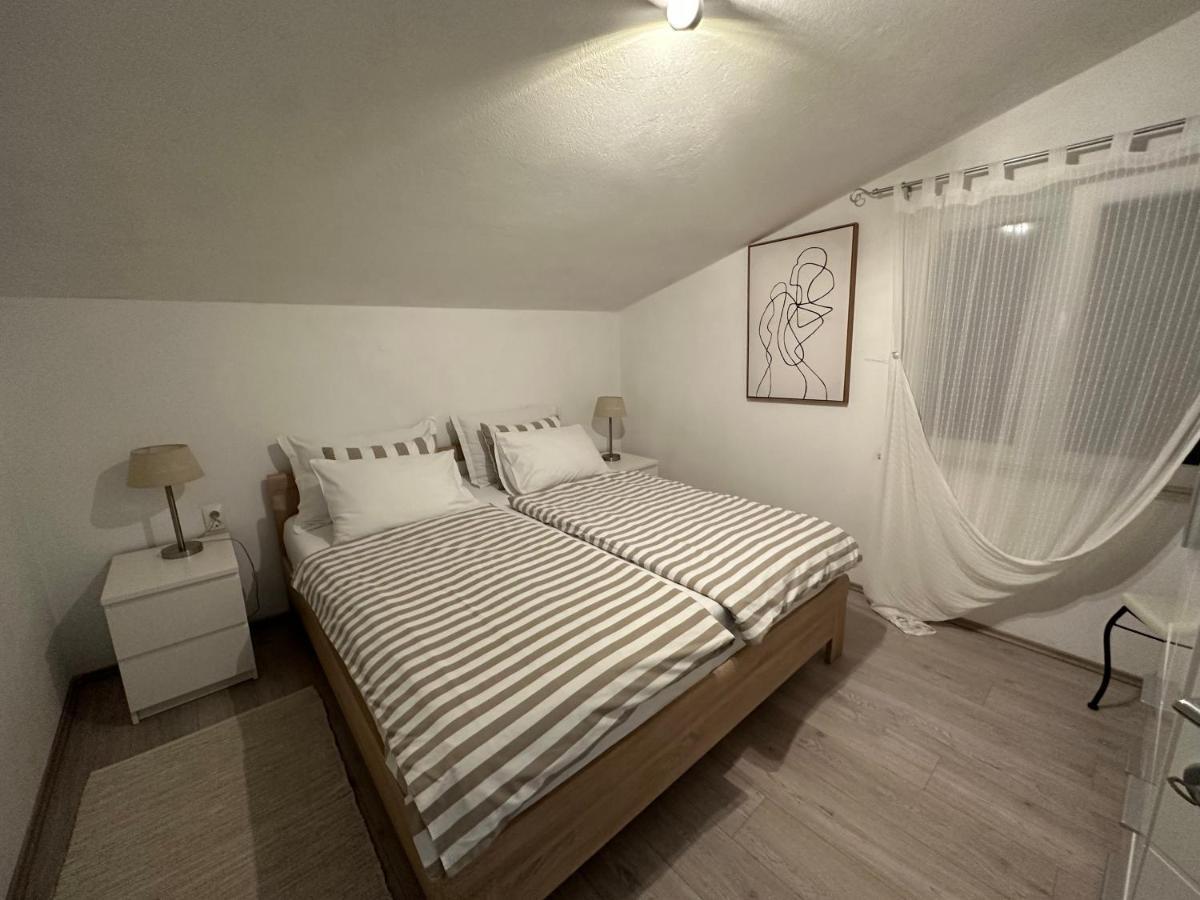 Villa Lorenta Apartments Primošten Екстериор снимка