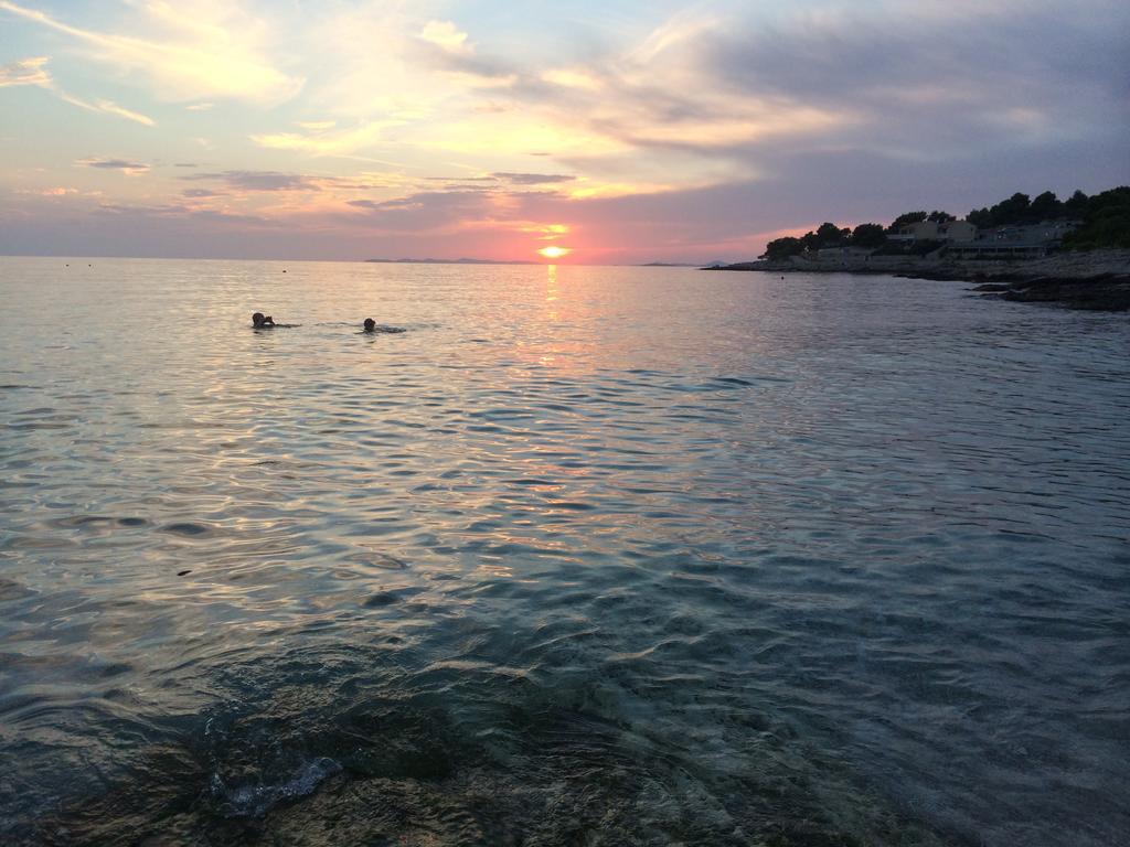 Villa Lorenta Apartments Primošten Екстериор снимка