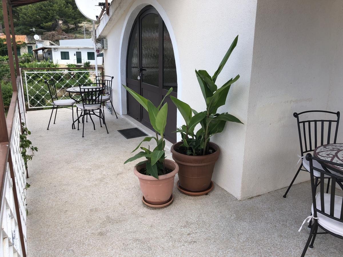 Villa Lorenta Apartments Primošten Екстериор снимка